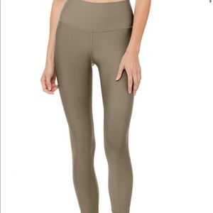 7/8 High-Waist Airlift Legging